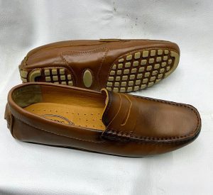 chaussure mocassin cuir marron